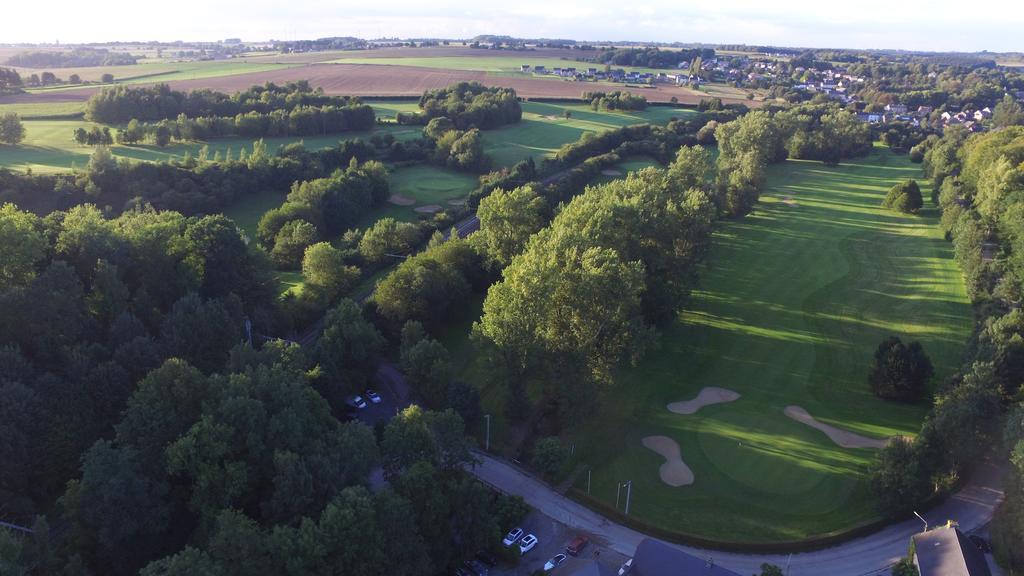 Golf&Hôtel de Falnuée Mazy Exterior foto
